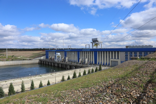 Усть-Каменогорская ГЭС и Шульбинская ГЭС проводят природоохранный попуск